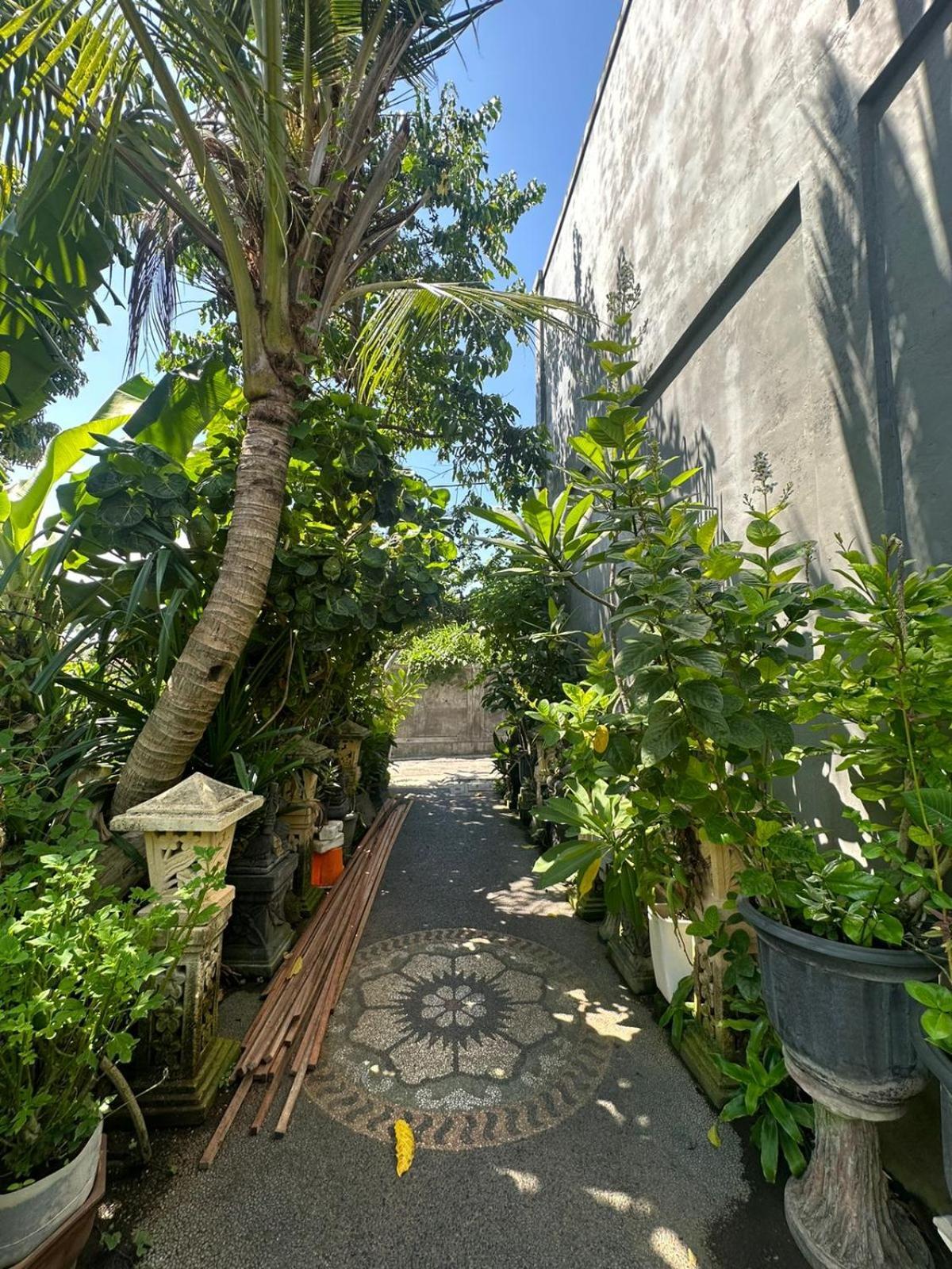 Sari Buana Bed & Breakfast Kuta Lombok Exteriör bild